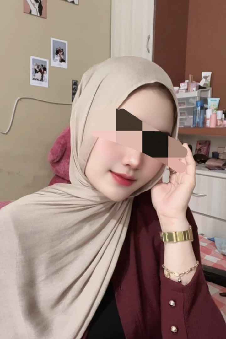Meet Amina: 22 Year Old Petite Malay Call Girl Kuala Lumpur | C Cup