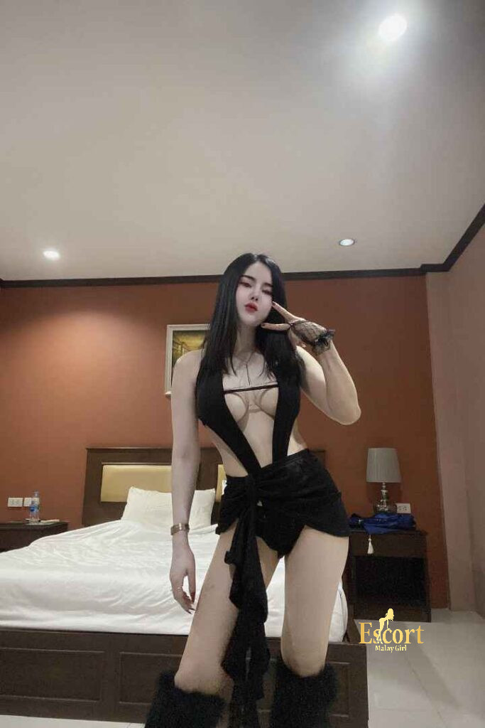 Escort Malay Girl Grace Thailand escort in black lingerie, KL call girl services KL Escort Girl Service